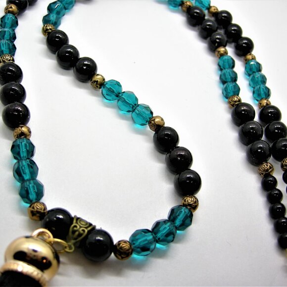 Downton Abbey Style Tassel Necklace - Picture 6 of 6